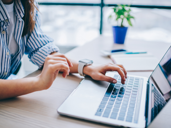 Bewerbung einreichen